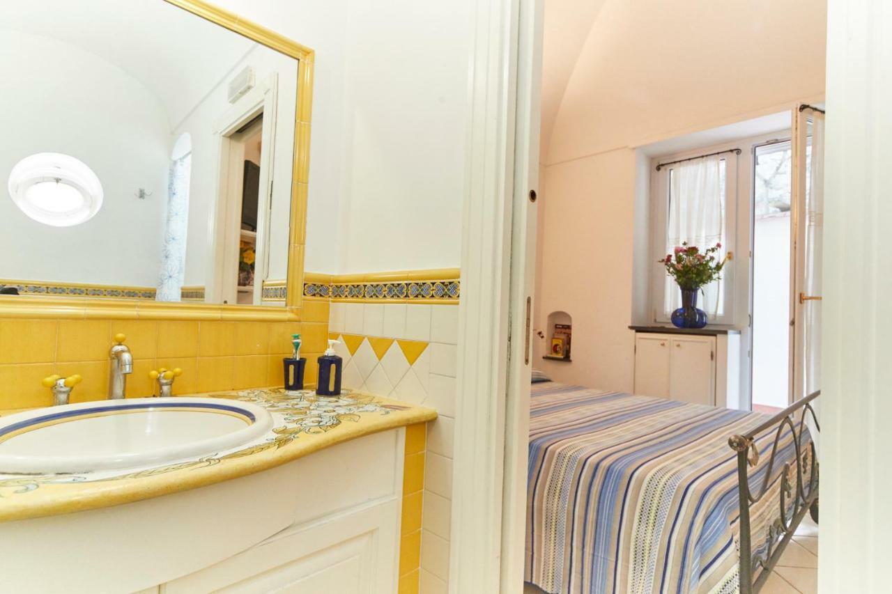 Villa Chiara Capri Marina Grande ภายนอก รูปภาพ